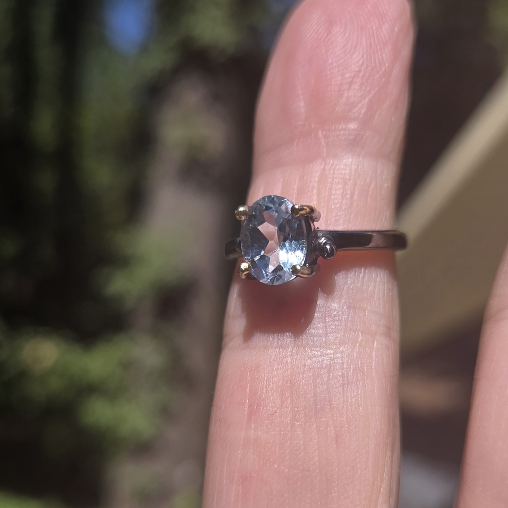 Blue Naturak Topaz 4k Sterling Rhodium & Gold Ring Sz5.5 - Picture 4 of 10